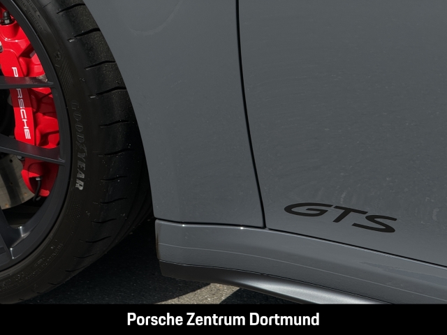 Porsche 992 -2 (911) Carrera GTS Burmester Aerokit