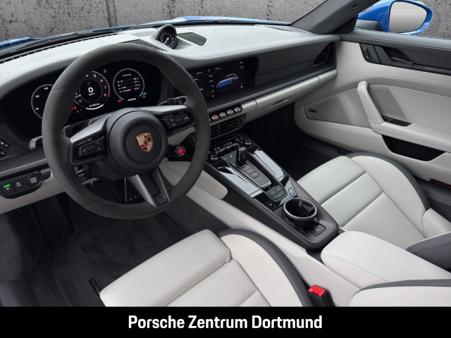 Porsche 992 -2 (911) Carrera