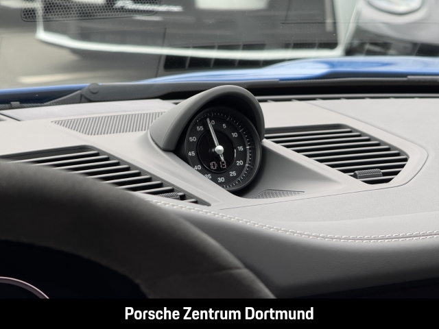 Porsche 992 -2 (911) Carrera