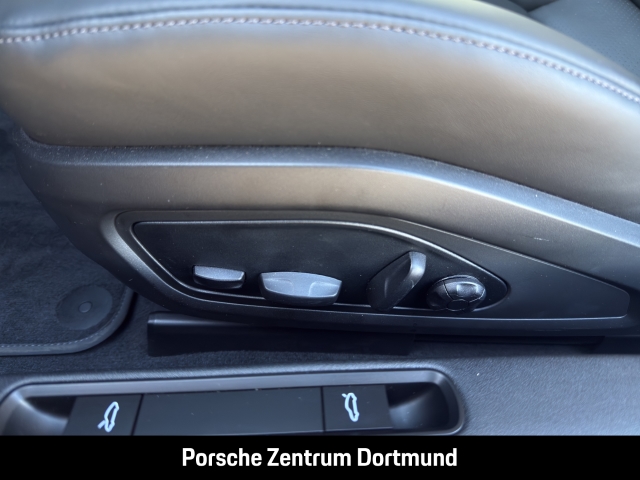 Porsche 992 -2 (911) Carrera