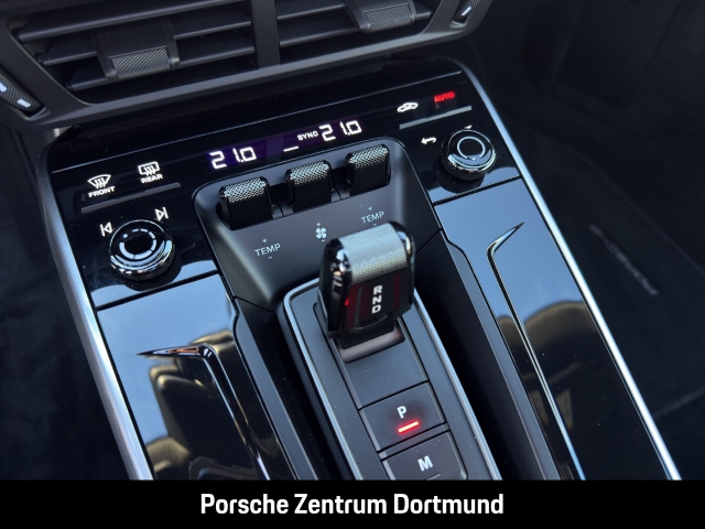 Porsche 992 -2 (911) Carrera