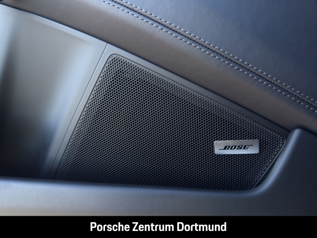 Porsche 992 -2 (911) Carrera