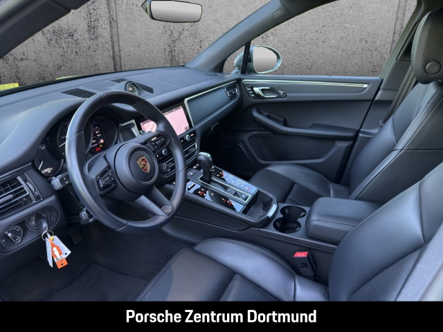 Porsche Macan T