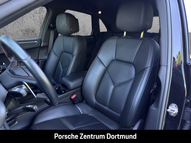 Porsche Macan T