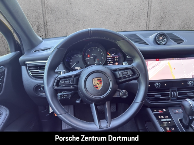 Porsche Macan T