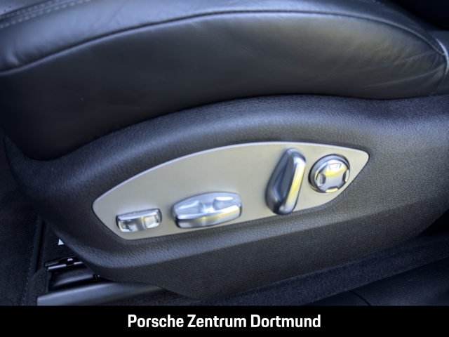 Porsche Macan T