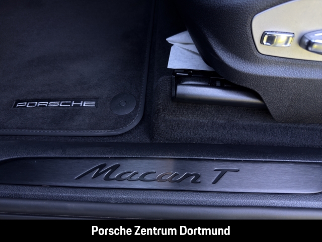 Porsche Macan T