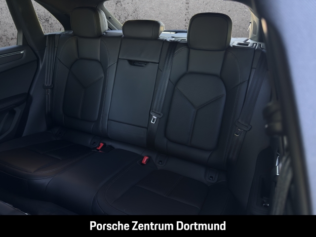 Porsche Macan T