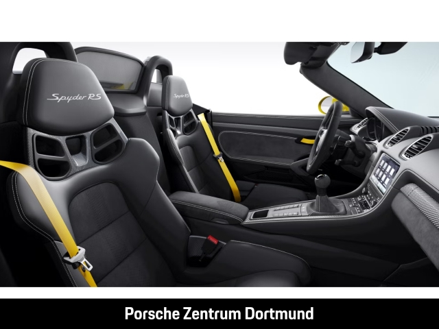 Porsche 718 Spyder RS