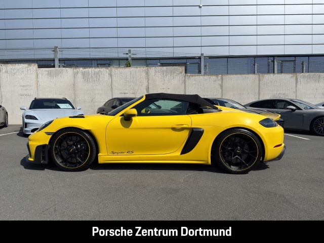 Porsche 718 Spyder RS