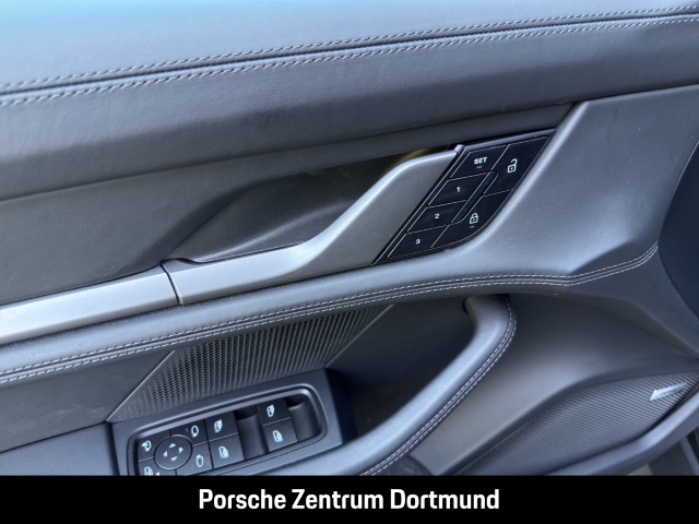 Porsche Taycan 4S BOSE Abstandtempostat Panorama 20-Zoll