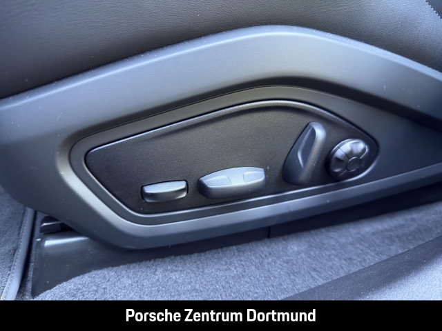 Porsche Taycan 4S BOSE Abstandtempostat Panorama 20-Zoll