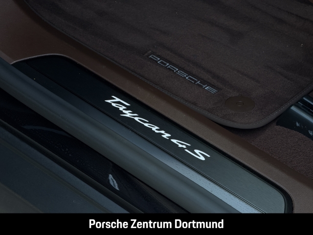 Porsche Taycan 4S Sport Turismo BOSE Panorama 21-Zoll