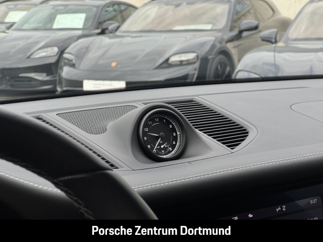 Porsche Macan BOSE Panorama Abstandstempostat 21-Zoll