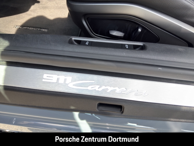 Porsche 992 (911) Carrera