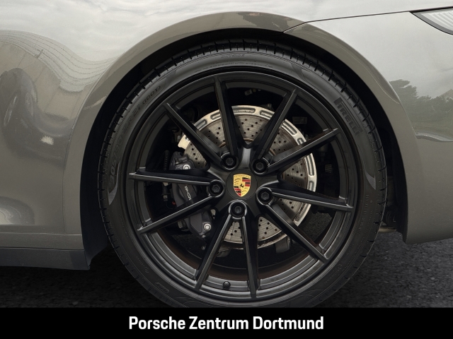 Porsche 992 (911) Carrera BOSE Abstandstempostat SHZ
