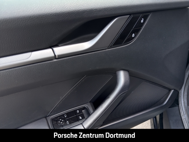 Porsche 992 (911) Carrera SHZ LED Servolenkung+