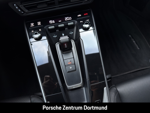Porsche 992 (911) Carrera SHZ LED Servolenkung+