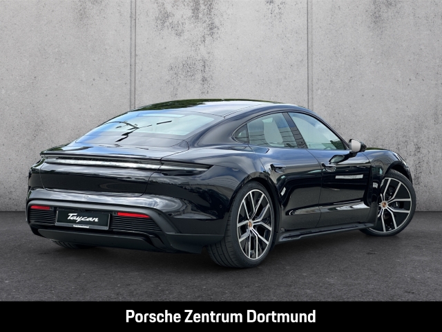 Porsche Taycan Black Edition Clubleder HA-Lenkung BOSE