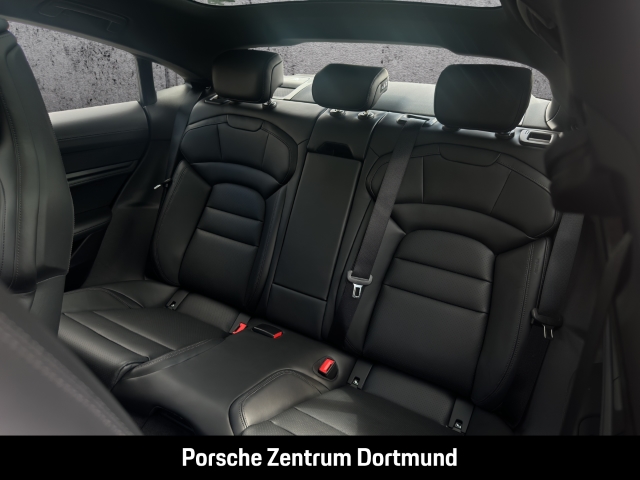 Porsche Taycan Black Edition Clubleder HA-Lenkung BOSE