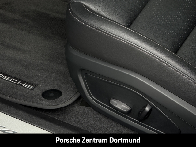 Porsche Taycan BOSE Panorama Abstandstempostat 20-Zoll