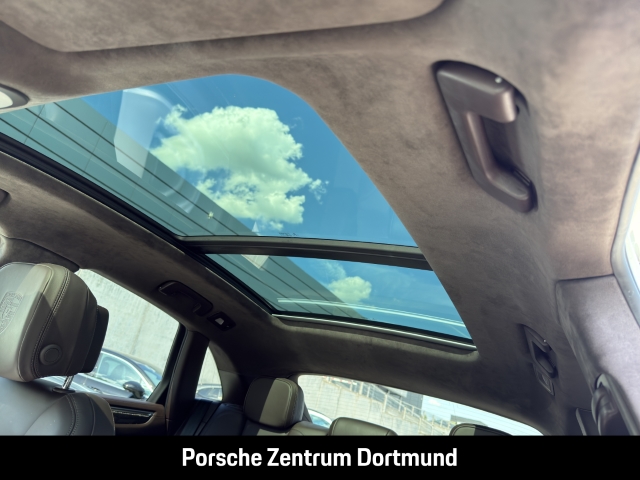 Porsche Macan BOSE Panorama Abstandstempostat 20-Zoll