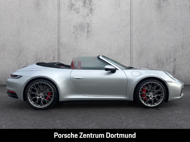 Porsche 992 (911) Carrera 4S Cabriolet
