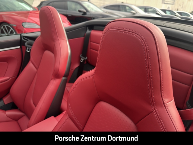Porsche 992 (911) Carrera 4S Cabriolet InnoDrive SHZ LED