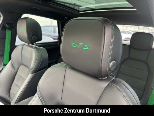 Porsche Macan GTS Burmester Panorama Abstandstempostat