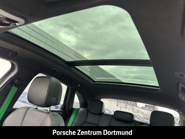 Porsche Macan GTS Burmester Panorama Abstandstempostat