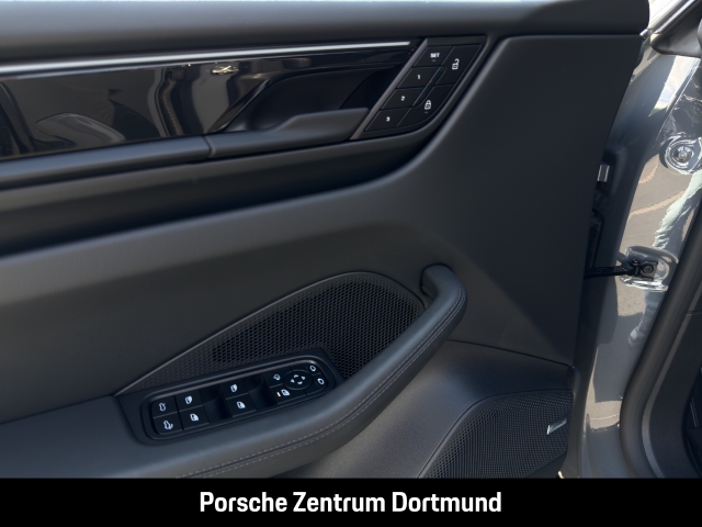 Porsche Macan 4S BOSE Panorama InnoDrive 22-Zoll