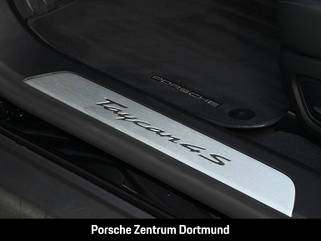Porsche Taycan 4S Cross Turismo BOSE Panorama 20-Zoll