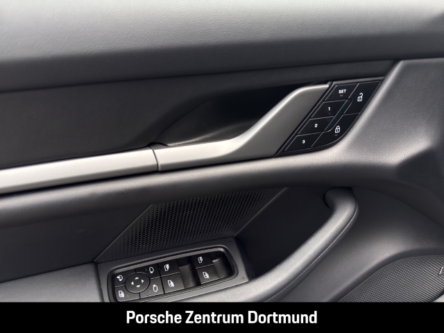 Porsche Taycan BOSE Panorama InnoDrive 21-Zoll HUD