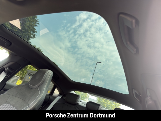 Porsche Taycan BOSE Panorama InnoDrive 21-Zoll HUD