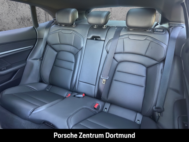Porsche Taycan Sport Turismo BOSE Panorama InnoDrive