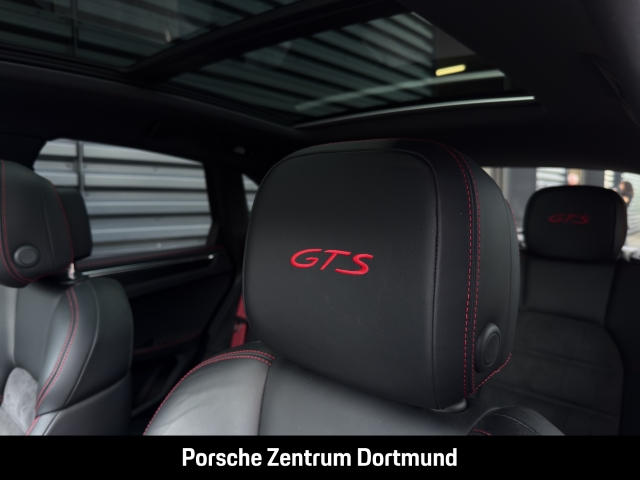 Porsche Macan GTS BOSE Panorama Sportabgas 21-Zoll
