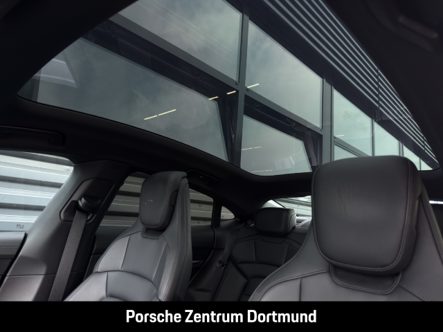 Porsche Taycan 4 BOSE Panorama InnoDrive HUD 20-Zoll