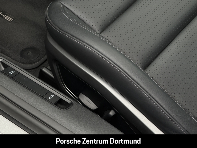Porsche 992 -2 (911) Carrera BOSE Sportabgas