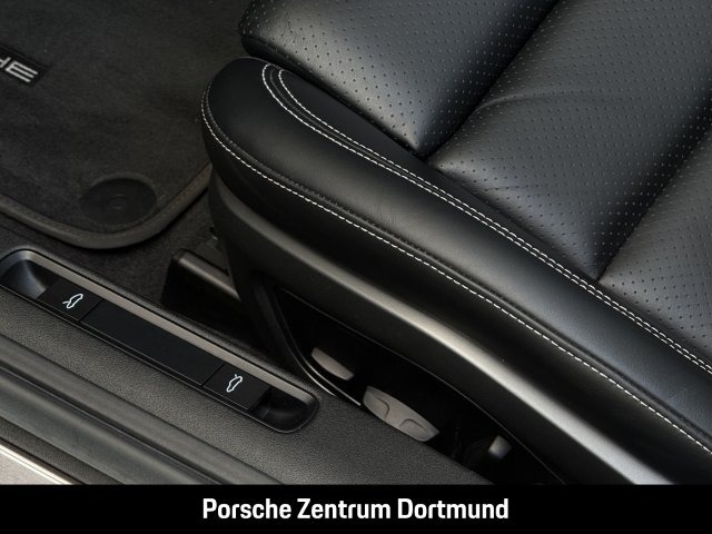 Porsche 992 (911) Carrera S Cabriolet BOSE Sportabgas