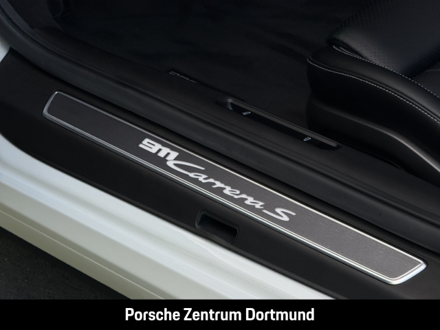 Porsche 992 (911) Carrera S Cabriolet BOSE Sportabgas
