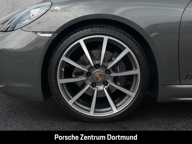 Porsche Cayman 718
