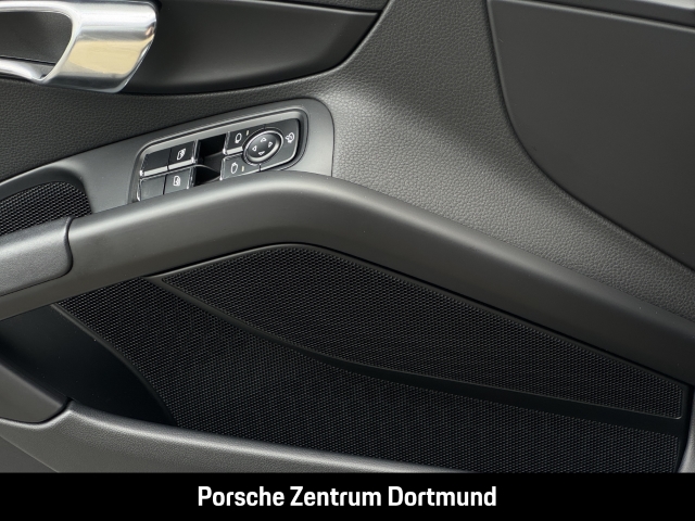 Porsche Cayman 718