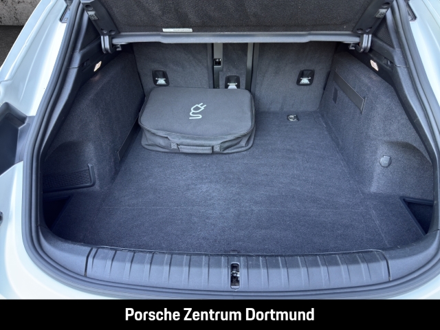 Porsche Taycan Sport Turismo BOSE Panorama 20-Zoll