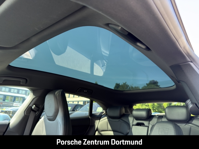 Porsche Taycan Sport Turismo BOSE Panorama 20-Zoll