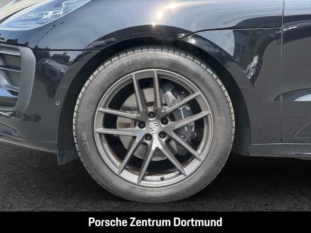 Porsche Macan T