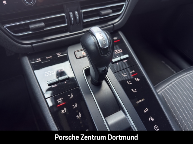 Porsche Macan T