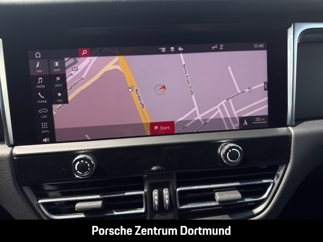 Porsche Macan T