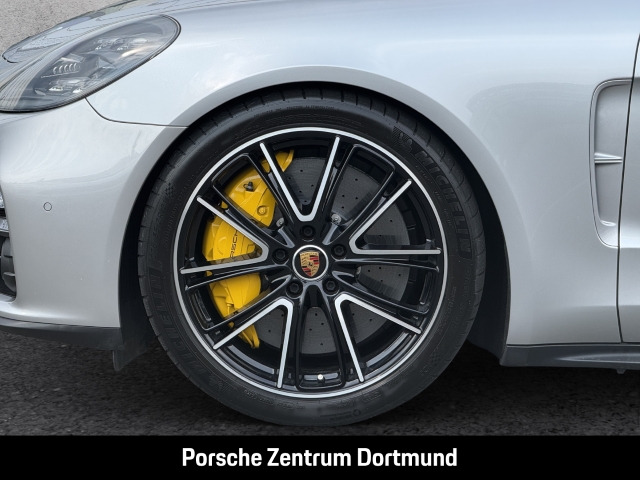 Porsche Panamera Turbo S Sport Turismo