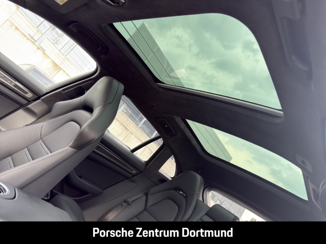 Porsche Panamera Turbo S Sport Turismo