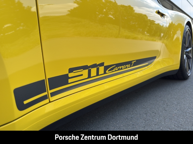 Porsche 992 (911) Carrera T PDK Sportabgas Sportsitze